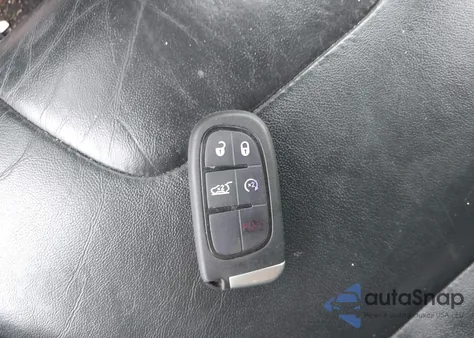 2018 Jeep Cherokee Limited Fwd z USA, uszkodzony, nr VIN 1C4PJLDB0JD531623